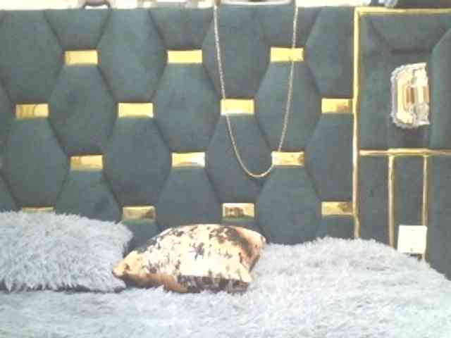 QueenIvy35