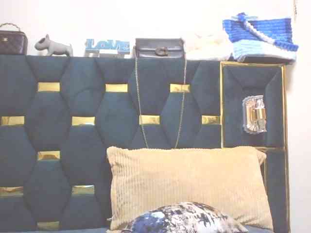 QueenIvy35