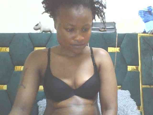 QueenIvy35