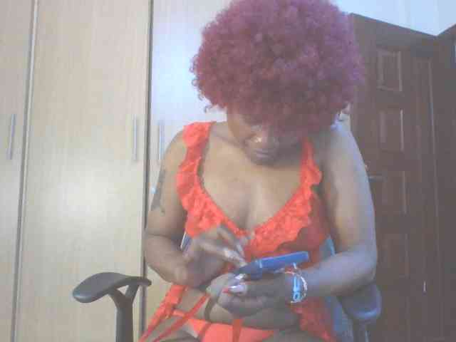 QueenIvy35