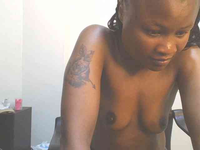 QueenIvy35