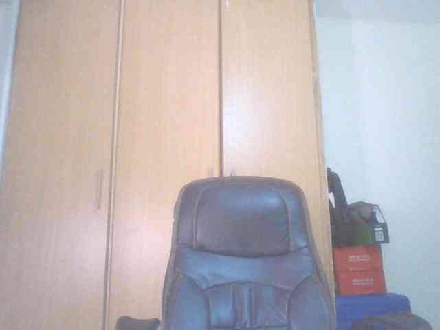 QueenIvy35 webcam