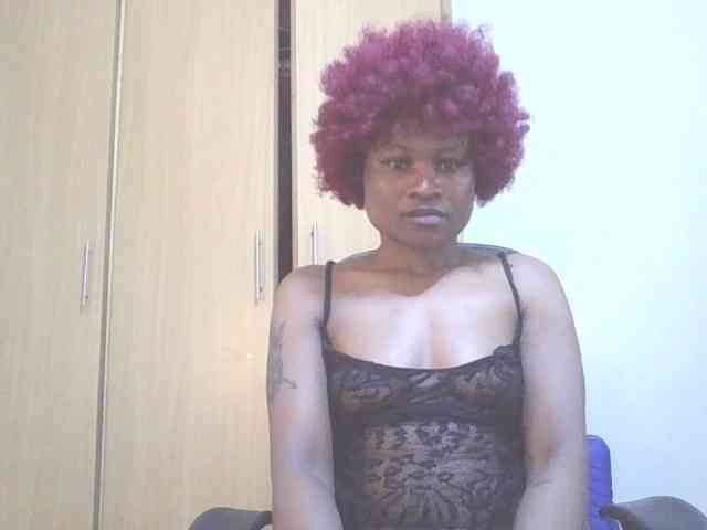 QueenIvy35