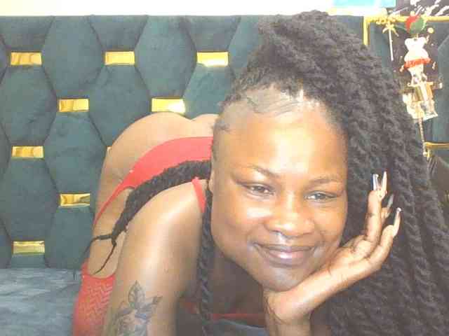 QueenIvy35