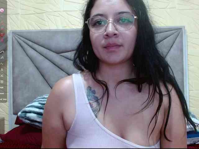 camila-robira webcam
