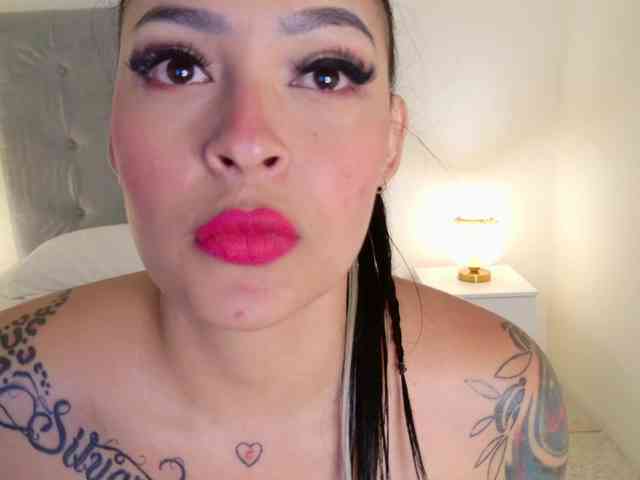 RileyWomms webcam