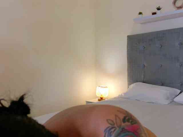 RileyWomms webcam