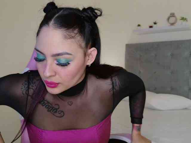 RileyWomms webcam