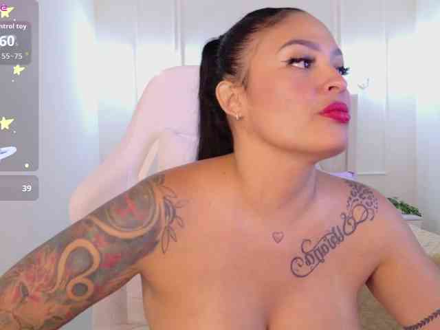Riley111 webcam