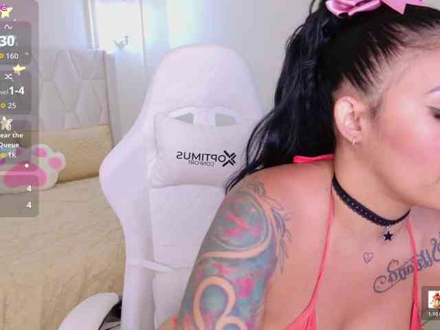 Riley111 webcam