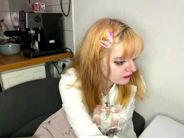 rinaflowerblin