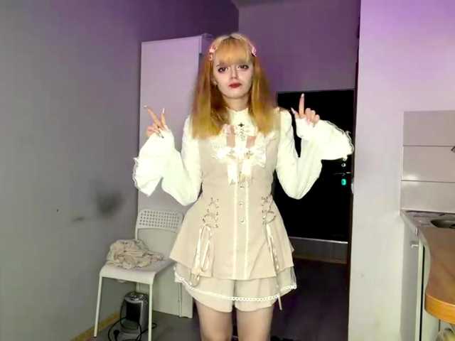 rinaflowerblin live cam on BongaCams