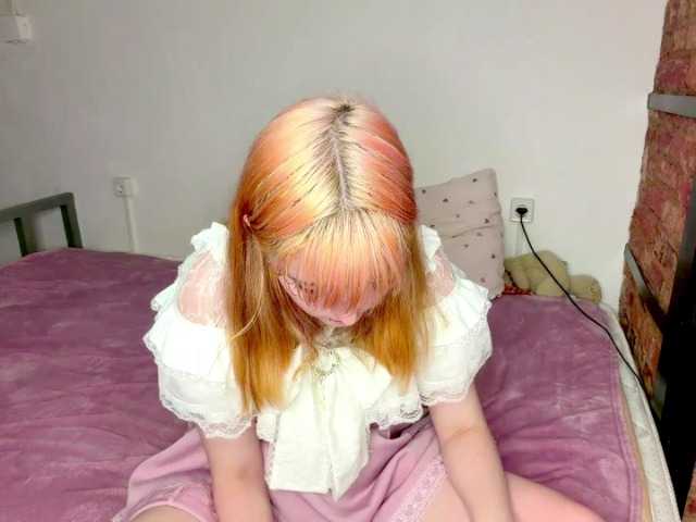 rinaflowerblin live cam on BongaCams
