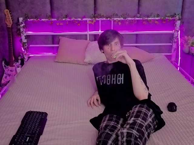 DannylovesMary live cam on BongaCams