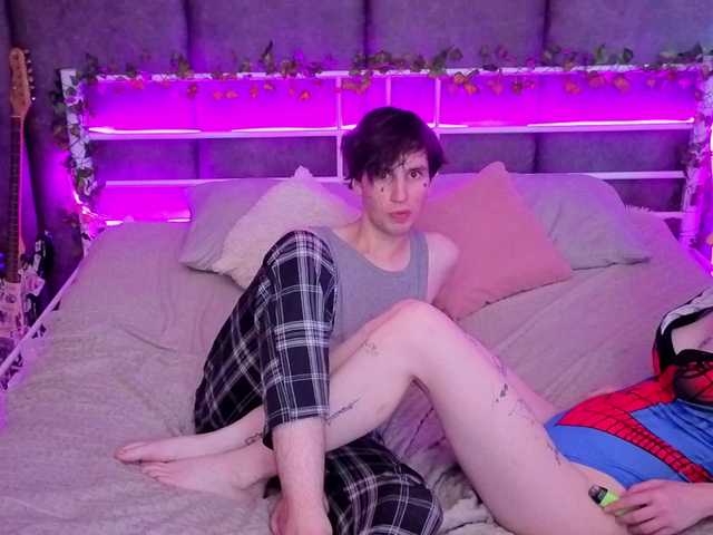 DannylovesMary live cam on BongaCams