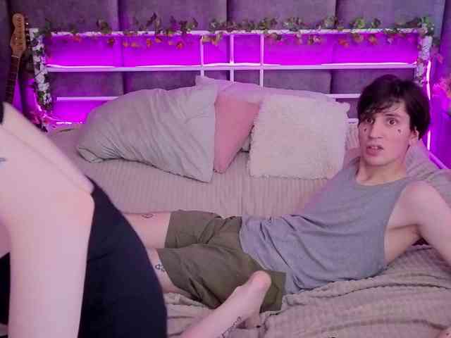 dannylovesmary's live room