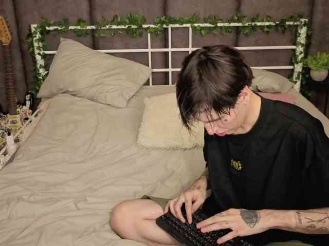 DannylovesMary Sex Cam Show