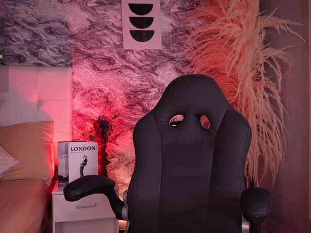 REDDOLLL webcam