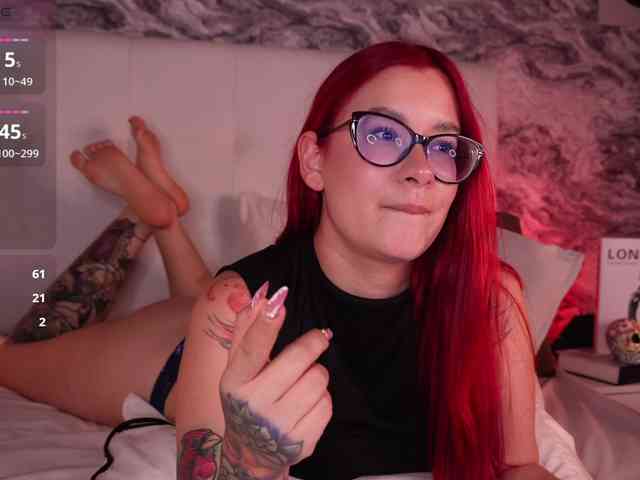 REDDOLLL webcam