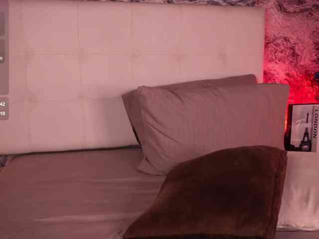REDDOLLL webcam