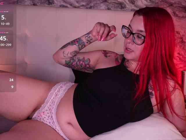 REDDOLLL webcam