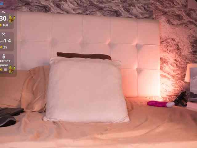 REDDOLLL webcam