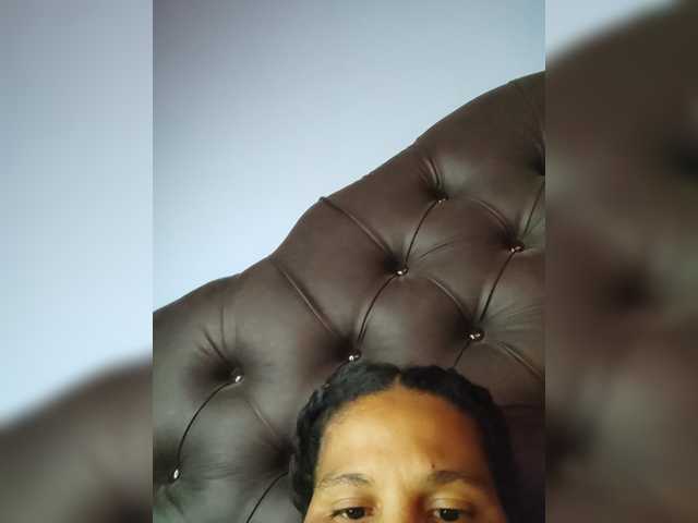 Veronica26041 live cam on BongaCams