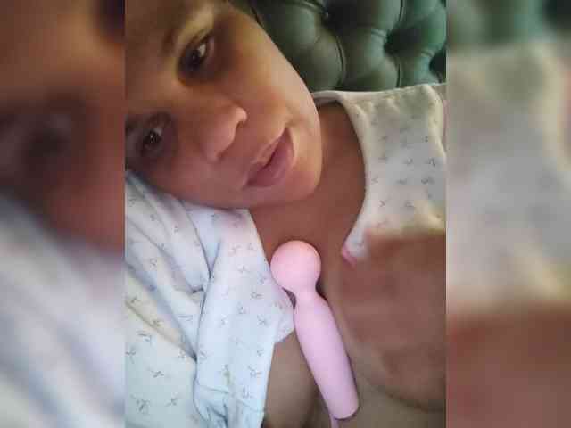Veronica26041 webcam
