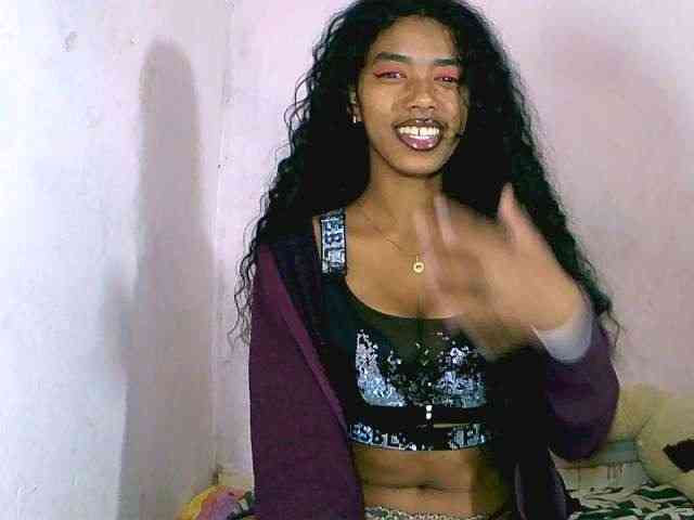 bella210 webcam