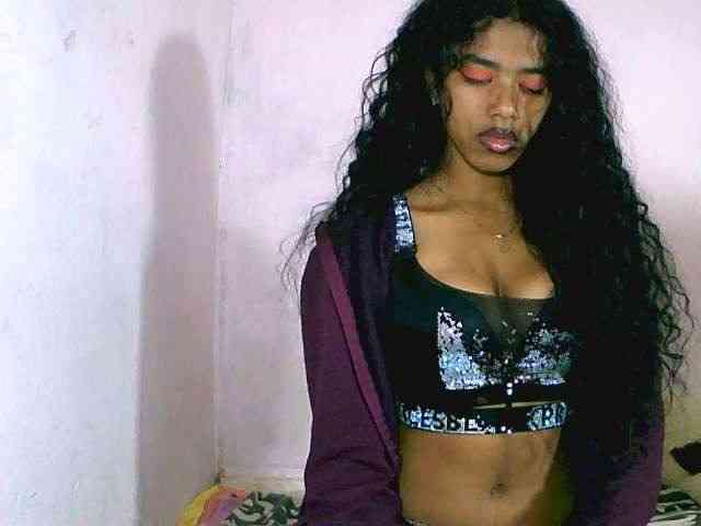 bella210 webcam