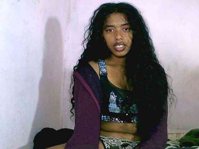 bella210 webcam