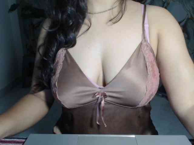 prishanaughtyy webcam