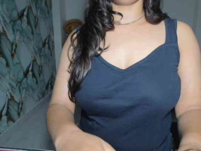 prishanaughtyy webcam