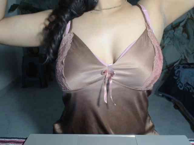 prishanaughtyy webcam