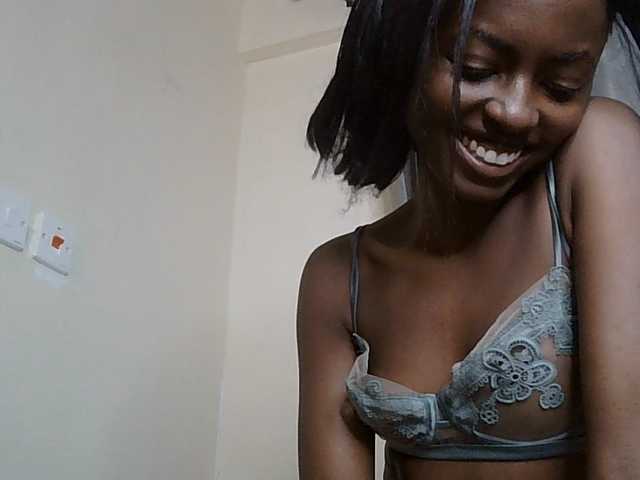 Taliah live cam on BongaCams