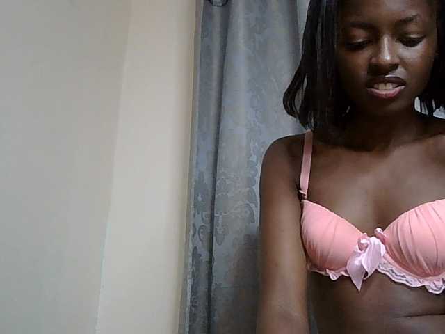 Taliah live cam on BongaCams