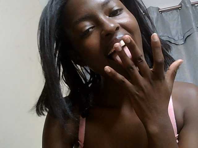Taliah live cam on BongaCams