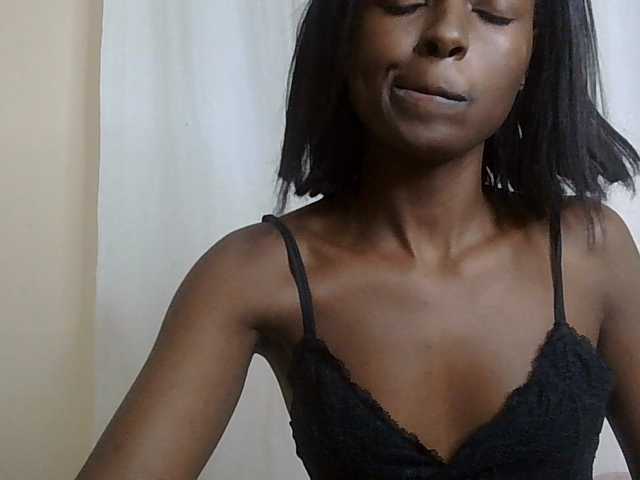 Taliah live cam on BongaCams
