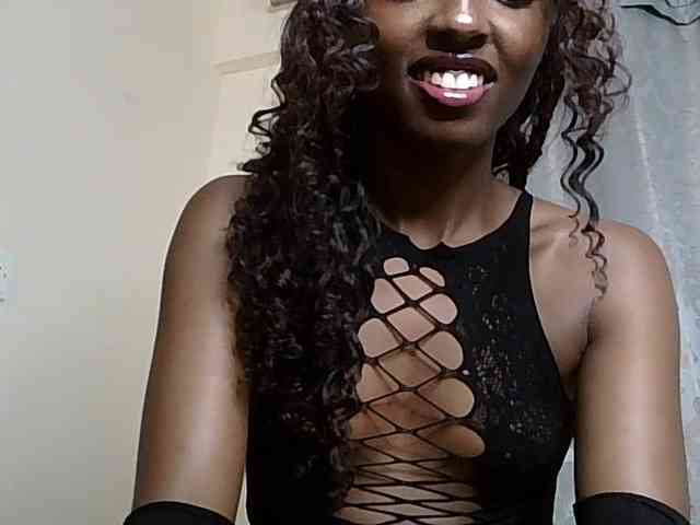 Model: Taliah