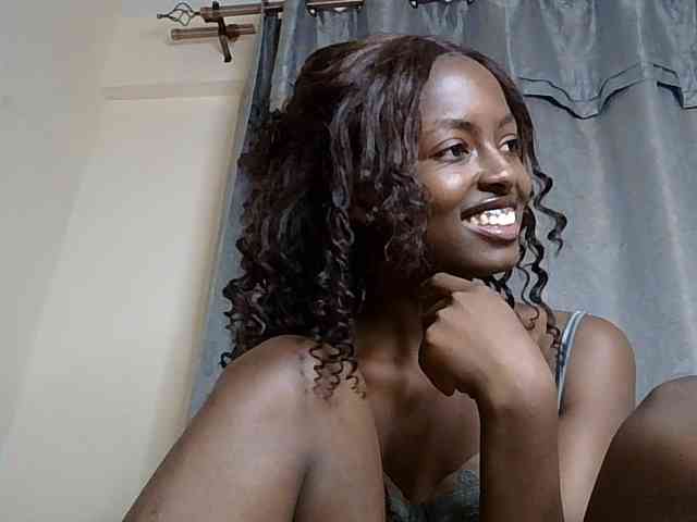 Model: Taliah