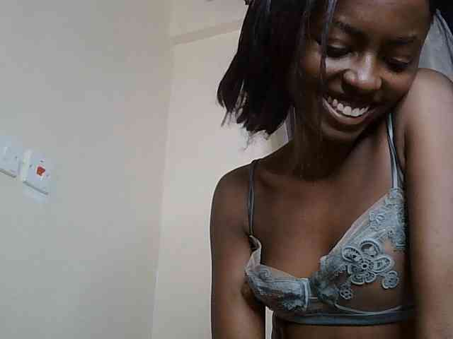 Model: Taliah