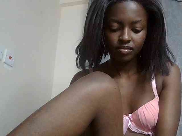 Model: Taliah