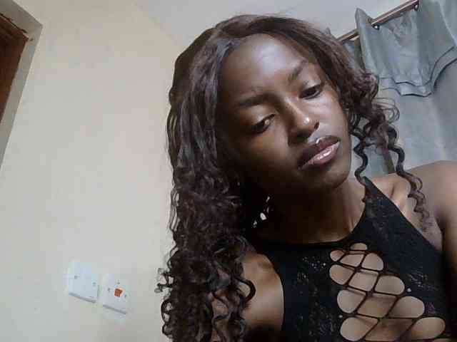 Model: Taliah