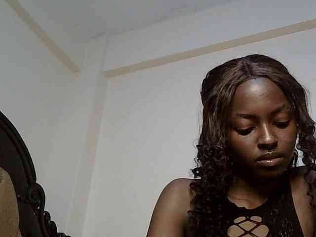 Taliah's cam show statistics and live stream