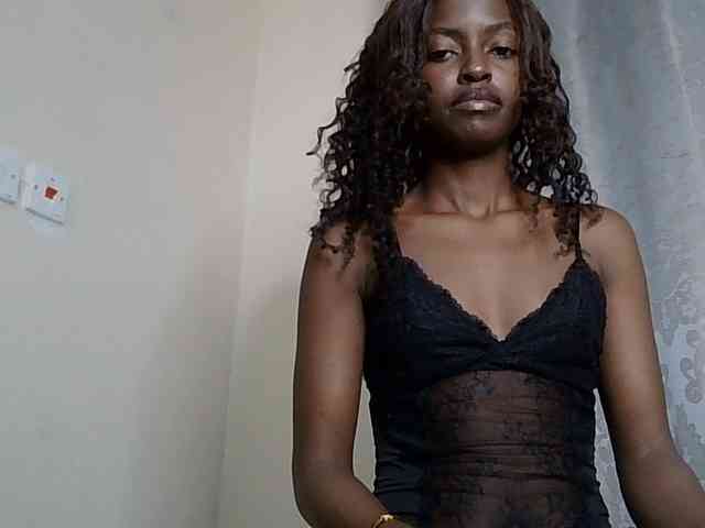 Model: Taliah