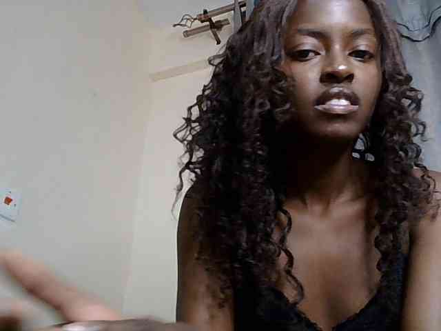 Model: Taliah
