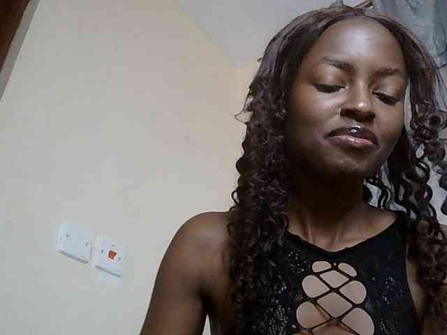 Model: Taliah