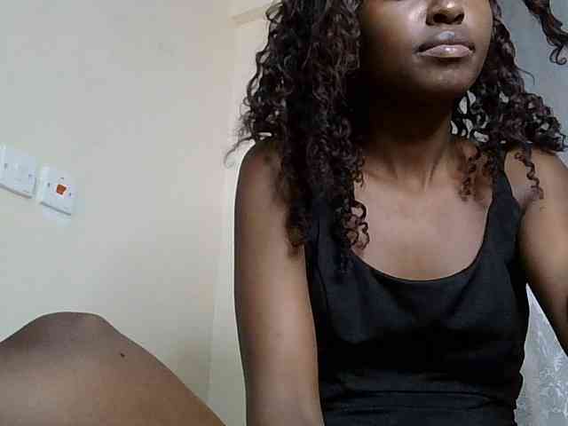 Model: Taliah