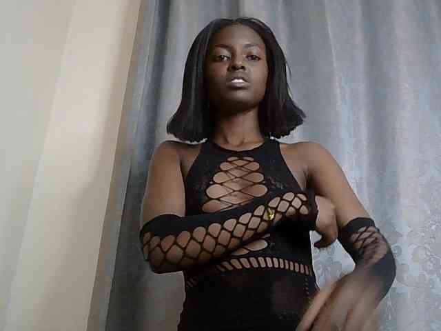 Model: Taliah