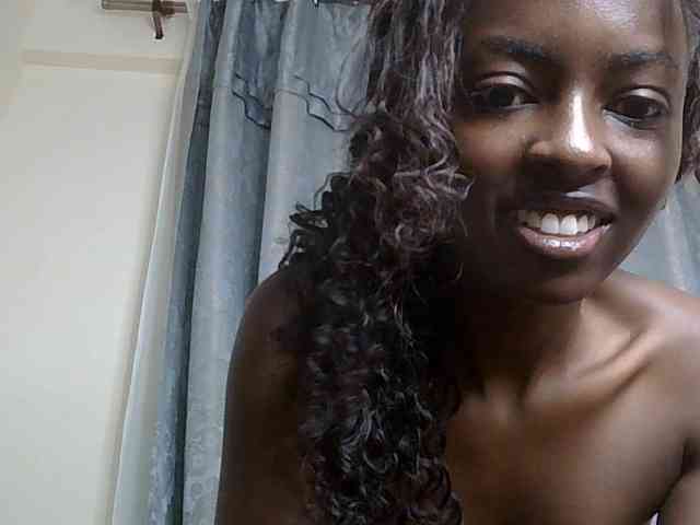 Model: Taliah